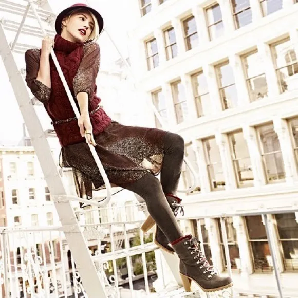 {UGG} Fabrice Charcoal Suede Combat  Boots