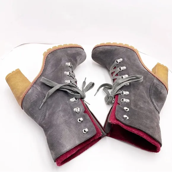 {UGG} Fabrice Charcoal Suede Combat  Boots