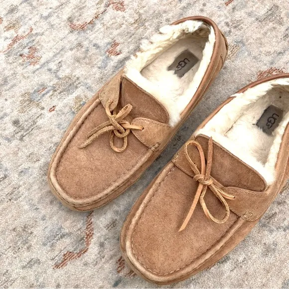 Ugg Fleece Lined Suede Slippers Driving Moccasins Men’s Sz 12