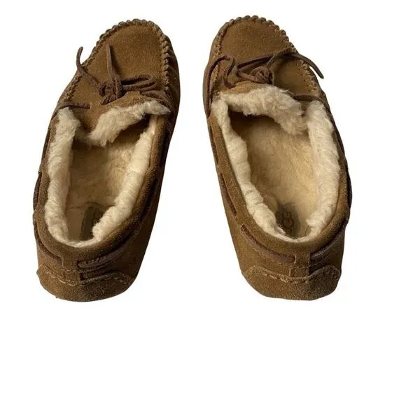 UGG Moccasins Women's  Brown Dakota Slip On Sz 5