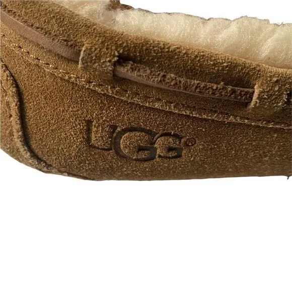 UGG Moccasins Women's  Brown Dakota Slip On Sz 5