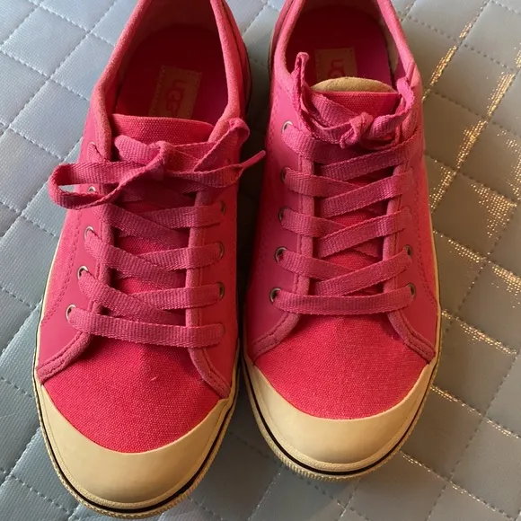 Ugg pink girls sneakers shoes
