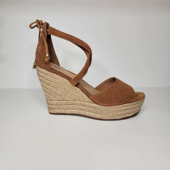 UGG Reagan Open Toe Anklestrap Tan Suede Espadrille Platform Wedges 9.5