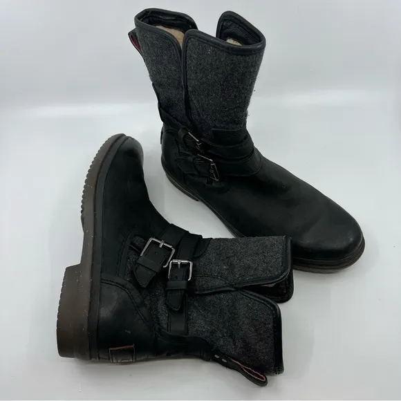 UGG Simmens Black leather canvas moto boots size 6.5‎