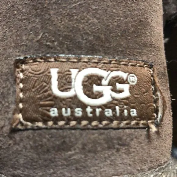 UGG Bailey, 3 Button Brown Boots Authentic