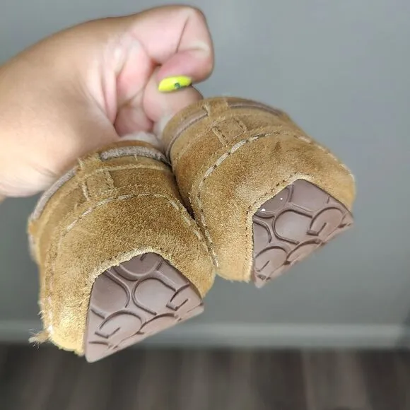 Ugg Dakota Chestnut Suede Sheepskin Slippers Moccasins