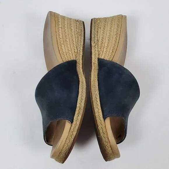 UGG Women's Wedges Slipon size 6.5