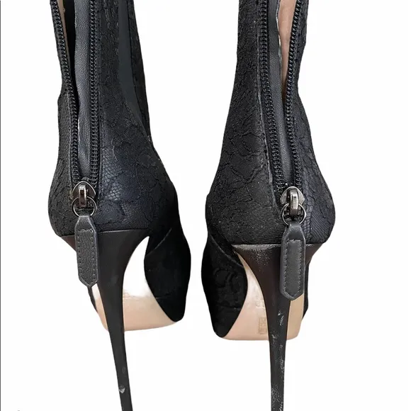 Valentino ankle heeled boots size 39