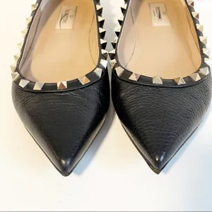 Valentino Rockstud Black Grainy Leather Flat Size 39.5