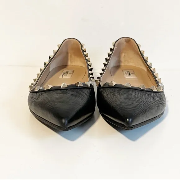 Valentino Rockstud Black Grainy Leather Flat Size 39.5