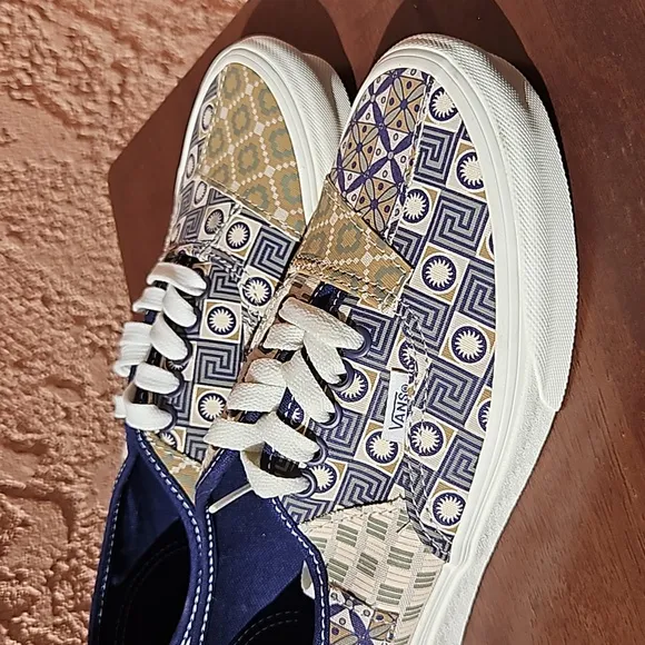 Vans authentic Patchwork Unisex sneakers tennis shoes size M6.5 /Wo'n 8