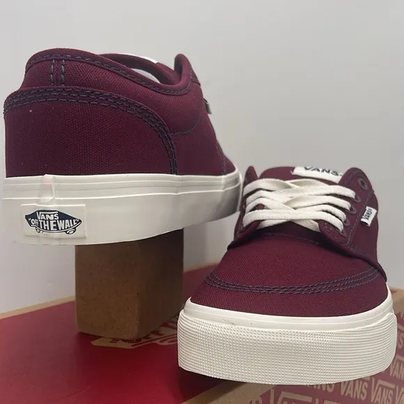 Vans Men's Burgundy Canvas Sneakers AtwoodOutdoor Port RovaleVN000CX84QU