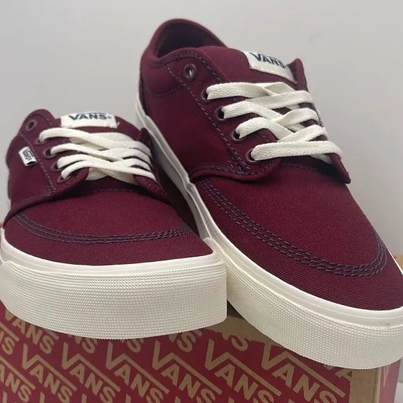 Vans Men's Burgundy Canvas Sneakers AtwoodOutdoor Port RovaleVN000CX84QU