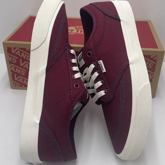 Vans Men's Burgundy Canvas Sneakers AtwoodOutdoor Port RovaleVN000CX84QU