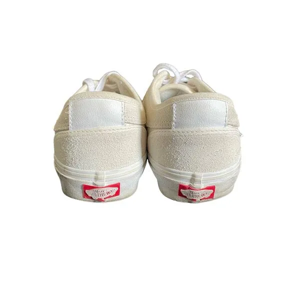 Vans Men's Marshmallow Chukka Low Pro Canvas &amp; Suede Skater Sneakers - Size 8.5
