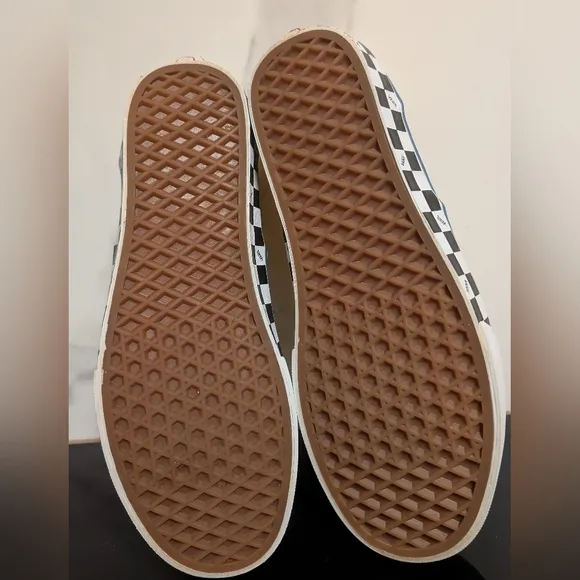 Vans Men's Yellow Canvas Sneakers