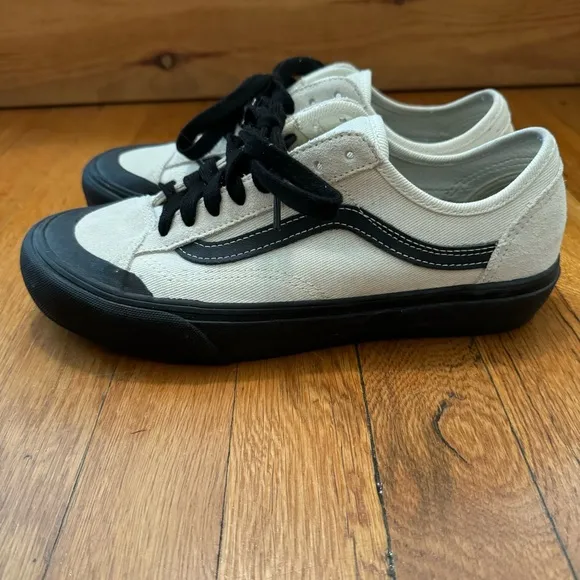 Vans Old Skool Style 36 Skateboarding Shoes Unisex Black Sole. New