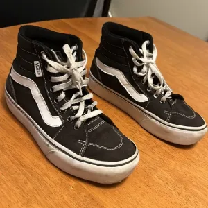 Vans Sk8-Hi Canvas Black &amp; White Shoes Women’s Size 6.5