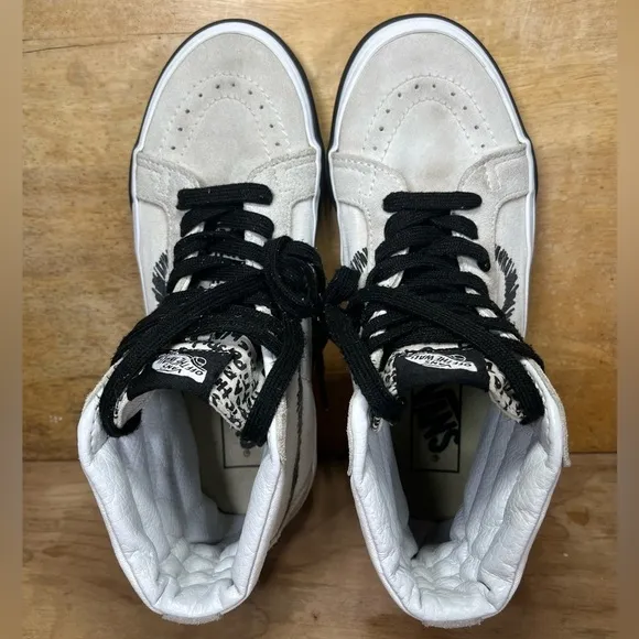 Vans Sk8 Hi SUEDE/Canvas Womens Size 7 Shoes Sneakers White Black