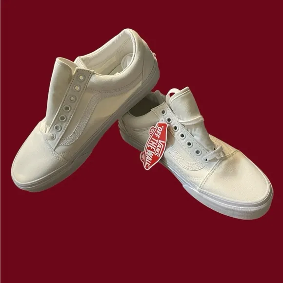 Vans White Athletic Shoes with Enhanced Grip