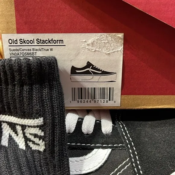 Vans WMNS Old Skool Stackform Suede/Canvas Black/True WhtVN0A7Q5M6BT Platform