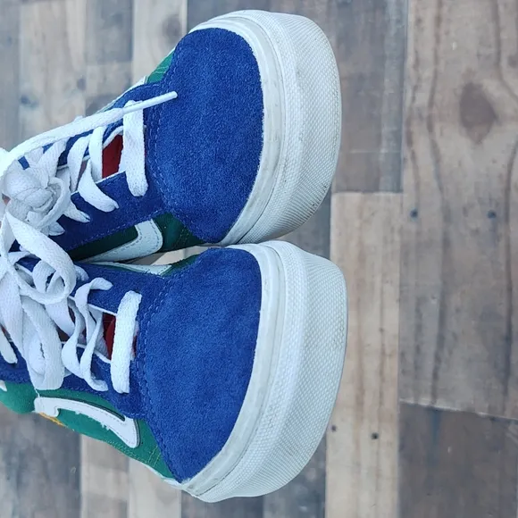 Vans Yacht Club Kids  Sneakers sz 3 kids