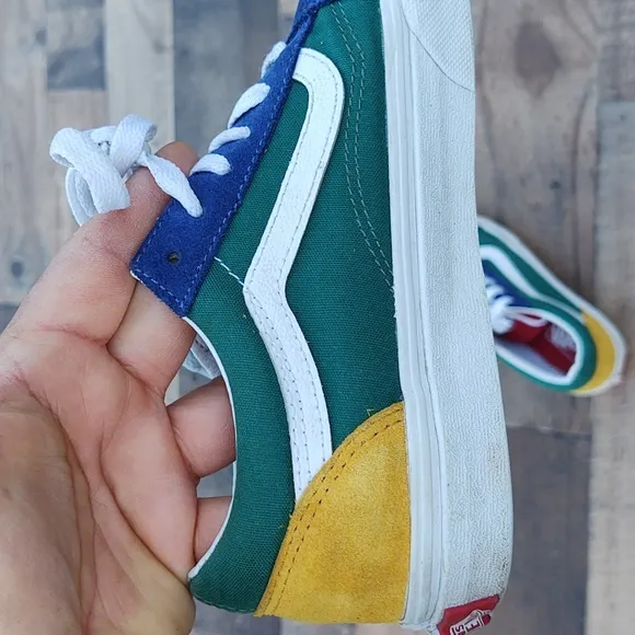 Vans Yacht Club Kids  Sneakers sz 3 kids