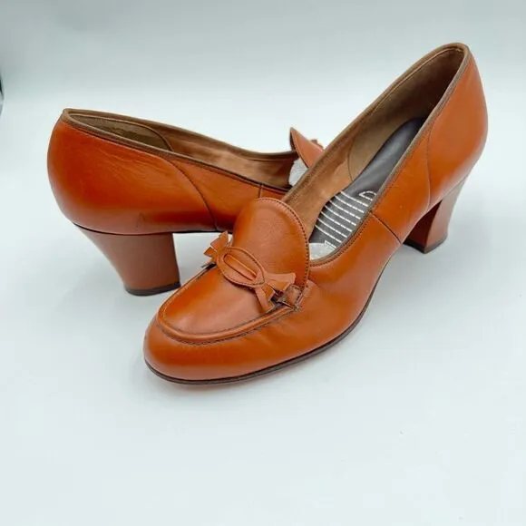 Velvet Step Vintage 1950’s Tan Brown Leather Women Heels Size 6.5