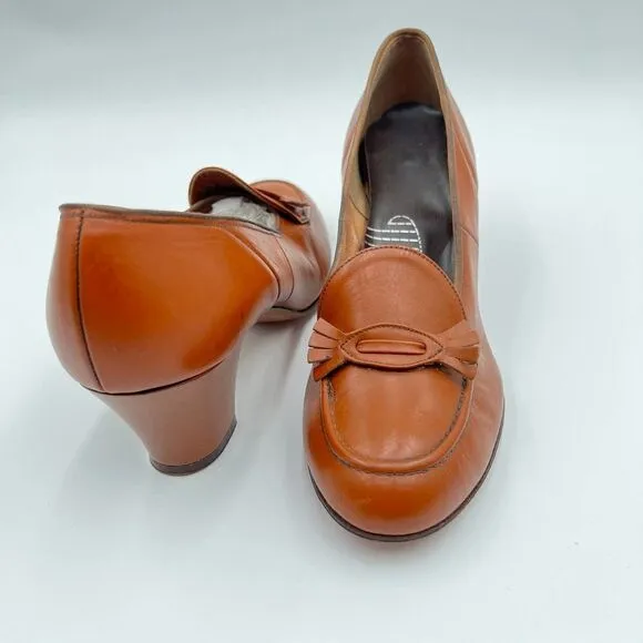 Velvet Step Vintage 1950’s Tan Brown Leather Women Heels Size 6.5