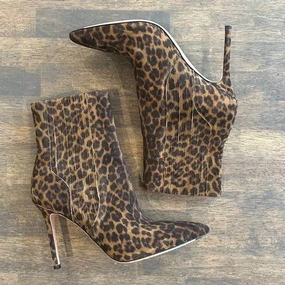 Veronica Beard Ankle Boots Heeled Pointed Toe Leopard Print Yellow Black Size 9
