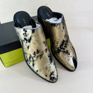 Very Volatile Moonstruck Gold Black Leather Mule Booties NIB‎ 8 NEW