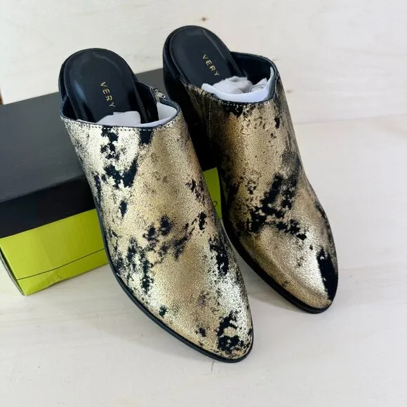 Very Volatile Moonstruck Gold Black Leather Mule Booties NIB‎ 8 NEW