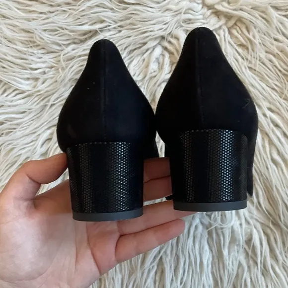 Viajiyu Black Suede Pointed Toe Textured Leather Block Heel Pumps Size 40