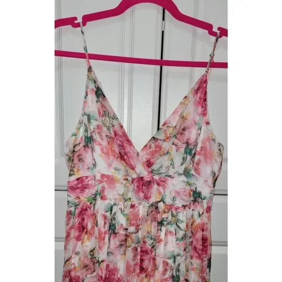 VICI V-Neck Multi Pink Floral Spaghetti Strap Smocked Tiered Maxi Dress SZ LG NW
