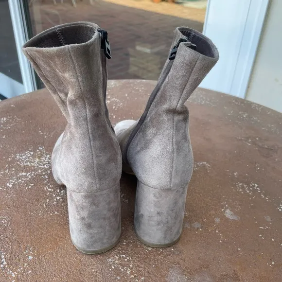vince brown suede heeled boots sz 6