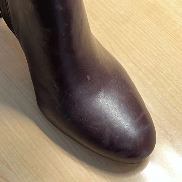 Vince Camuto ankle boots NWOT