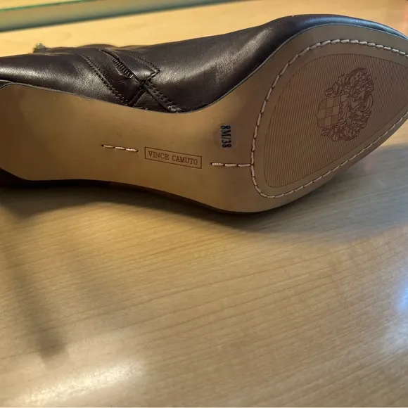 Vince Camuto ankle boots NWOT