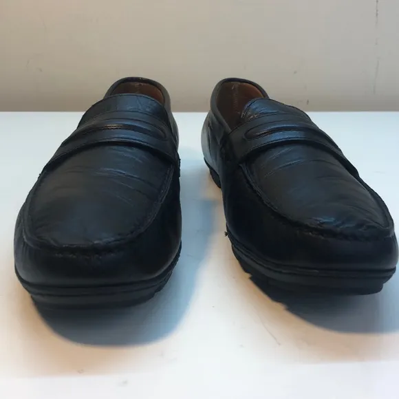 Vince Camuto Black Leather Driving Shoes Size 10