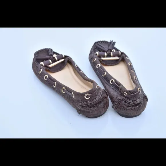 Vince Camuto Dakota tassel flats