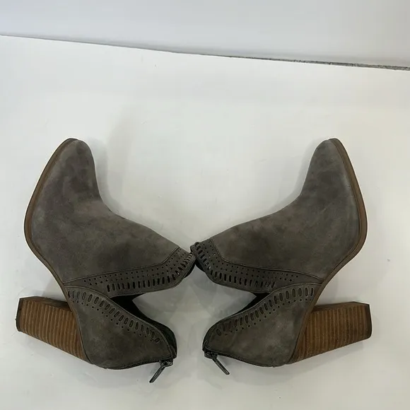 Vince Camuto Gray Chelsea Suede Heeled Ankle Boots with Cut Out Detail Round Toe