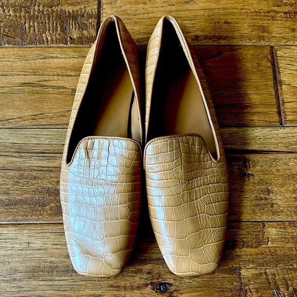 Vince Clark Loafer Flats Croc Embossed Leather Camel Tan Womens Size 6