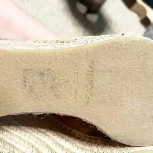 Vince Gaelan Wedge Sandals 9