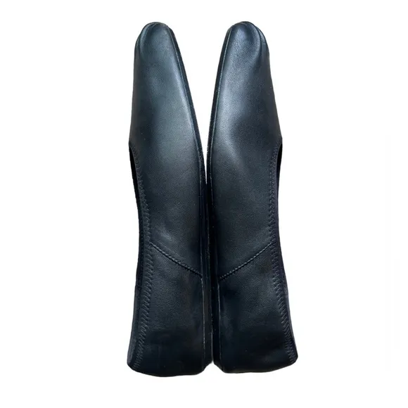Vince Kiana Leather black Flats size 7.