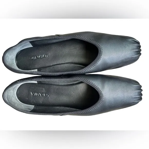 Vince Kiana Leather black Flats size 7.