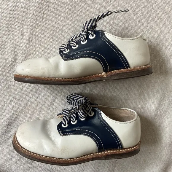 VINTAGE 50’s FLEETAIR Saddle Shoes Flats Lace Up Leather