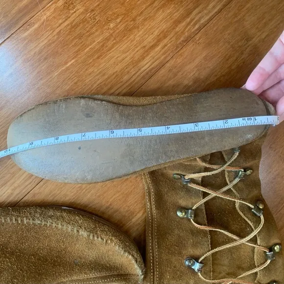 Vintage 70’s era Minnetonka Moccasins tall lace up sides suede approx size 7.5