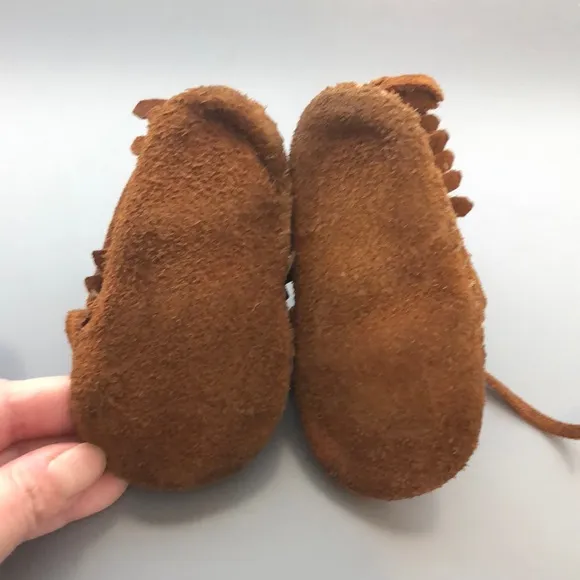 Vintage 80’s Brown Suede Minnetonka Kids Moccasins