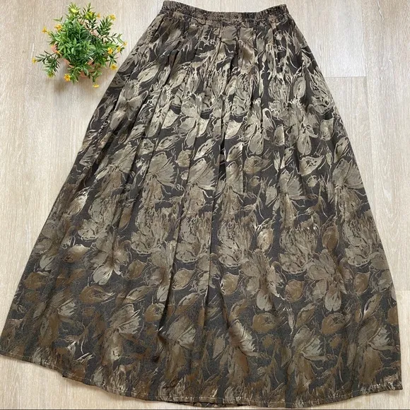 Vintage 80’s Olive Green Floral Leaf Midi Skirt