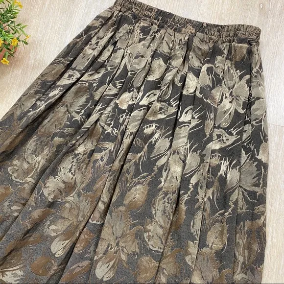 Vintage 80’s Olive Green Floral Leaf Midi Skirt
