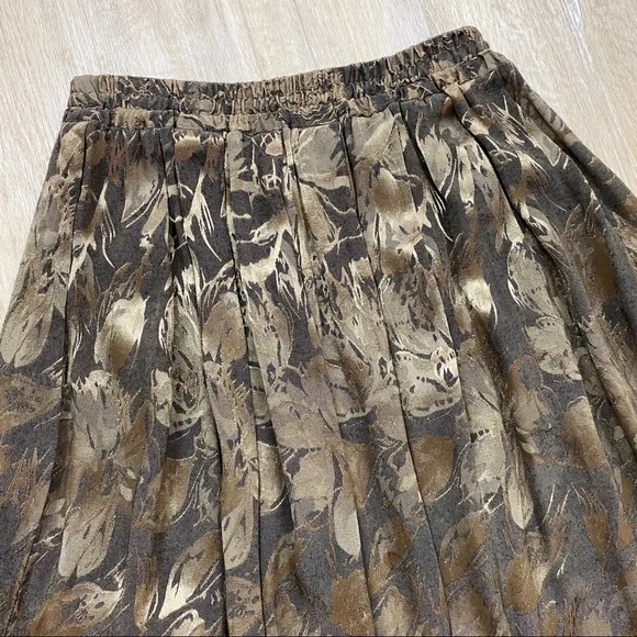 Vintage 80’s Olive Green Floral Leaf Midi Skirt